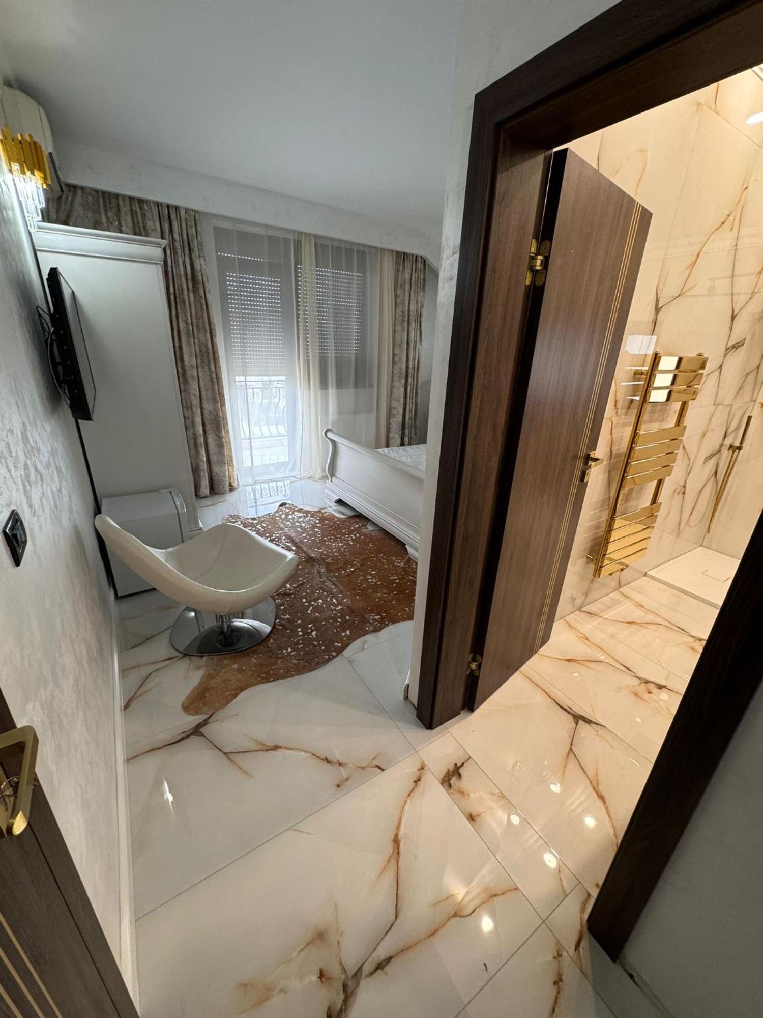 Sea Breeze Rooms Mamaia Nord Нэводари Экстерьер фото