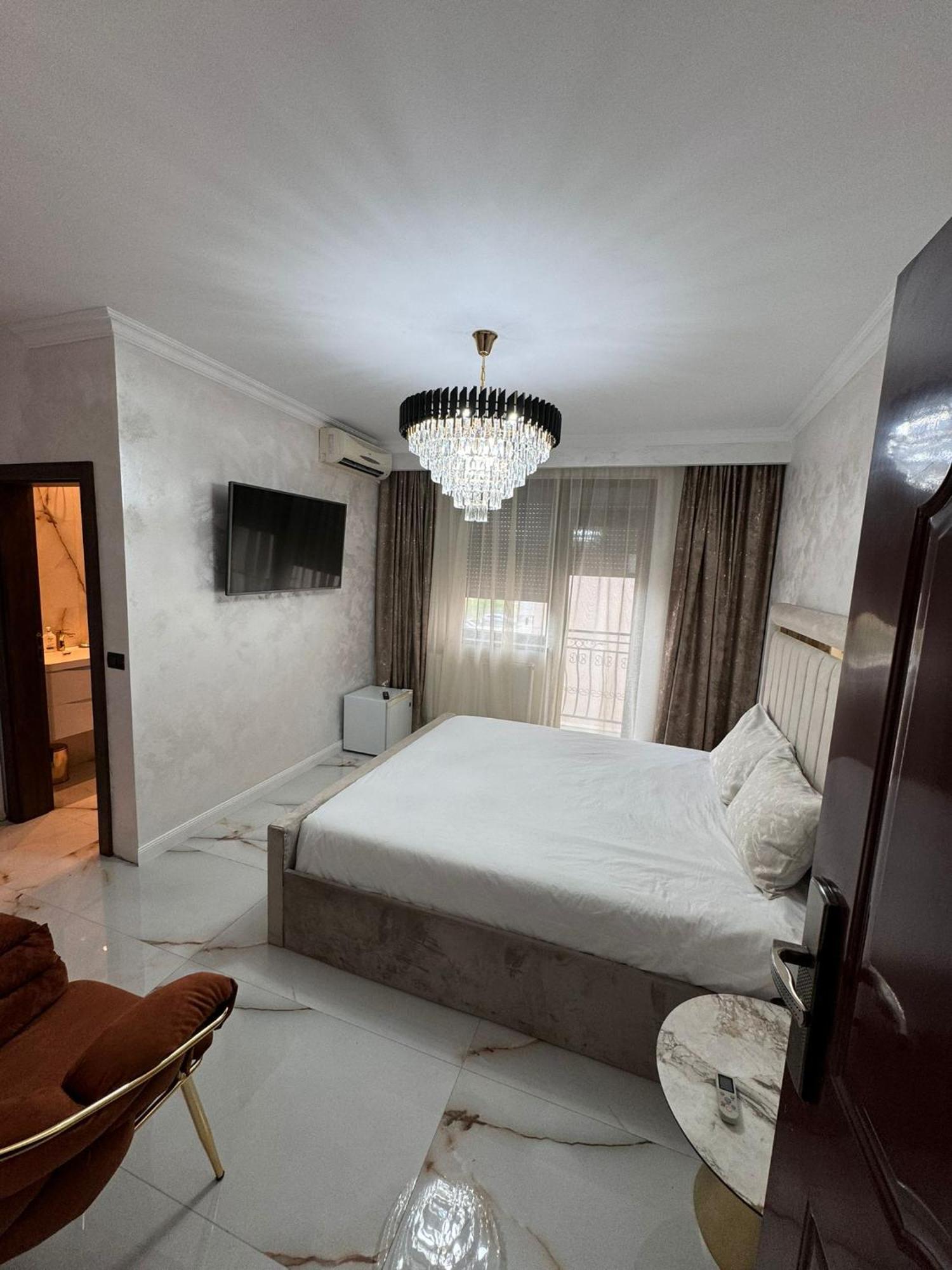 Sea Breeze Rooms Mamaia Nord Нэводари Экстерьер фото